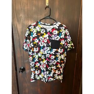 Disneyland Parks Mickey Mouse All Over Print T-Shirt Mens XL Black Pocket Tee